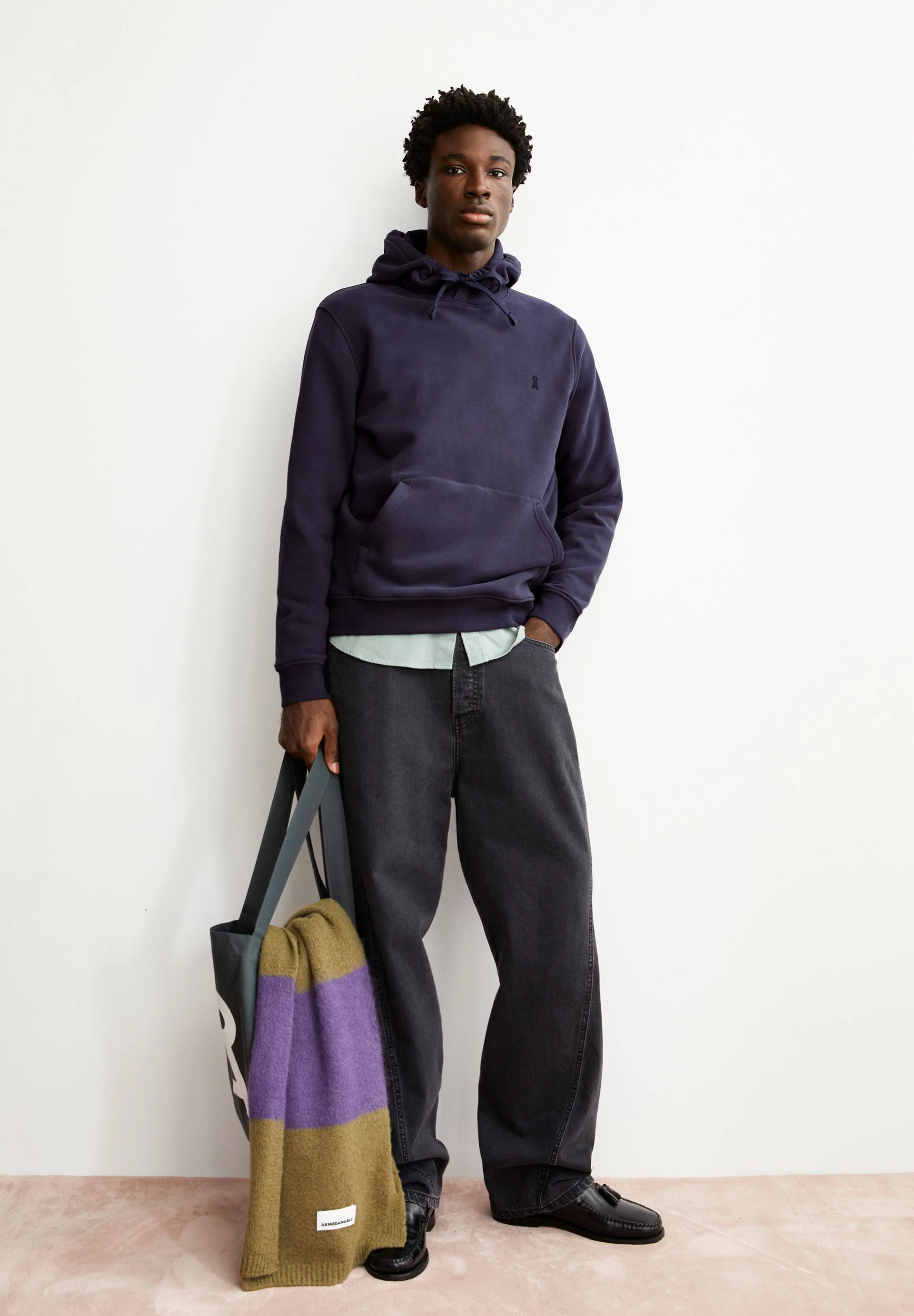 PAARLO LOOP SWEATHOODIE | night sky - Image 4